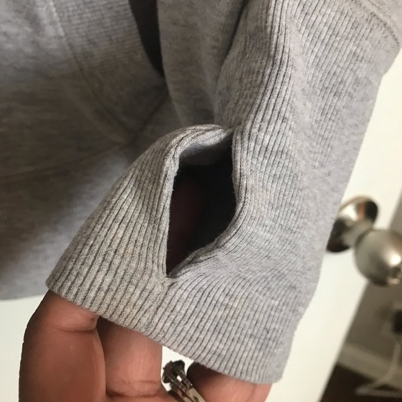 Victoria Secret Sport Sweater - Size S - Picture 3 of 12